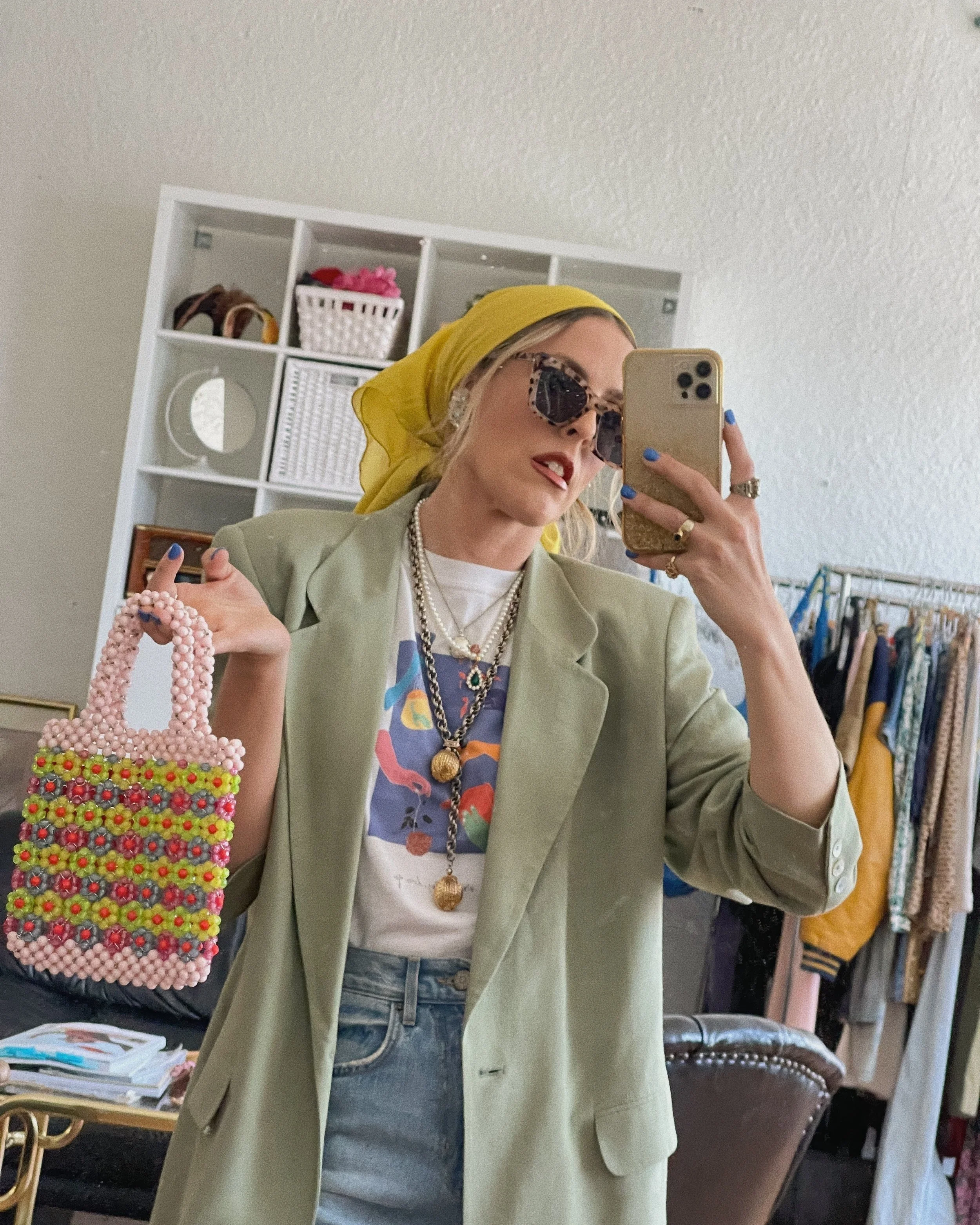THE ARTIST TEE (30% OFF) — B. Jones Style